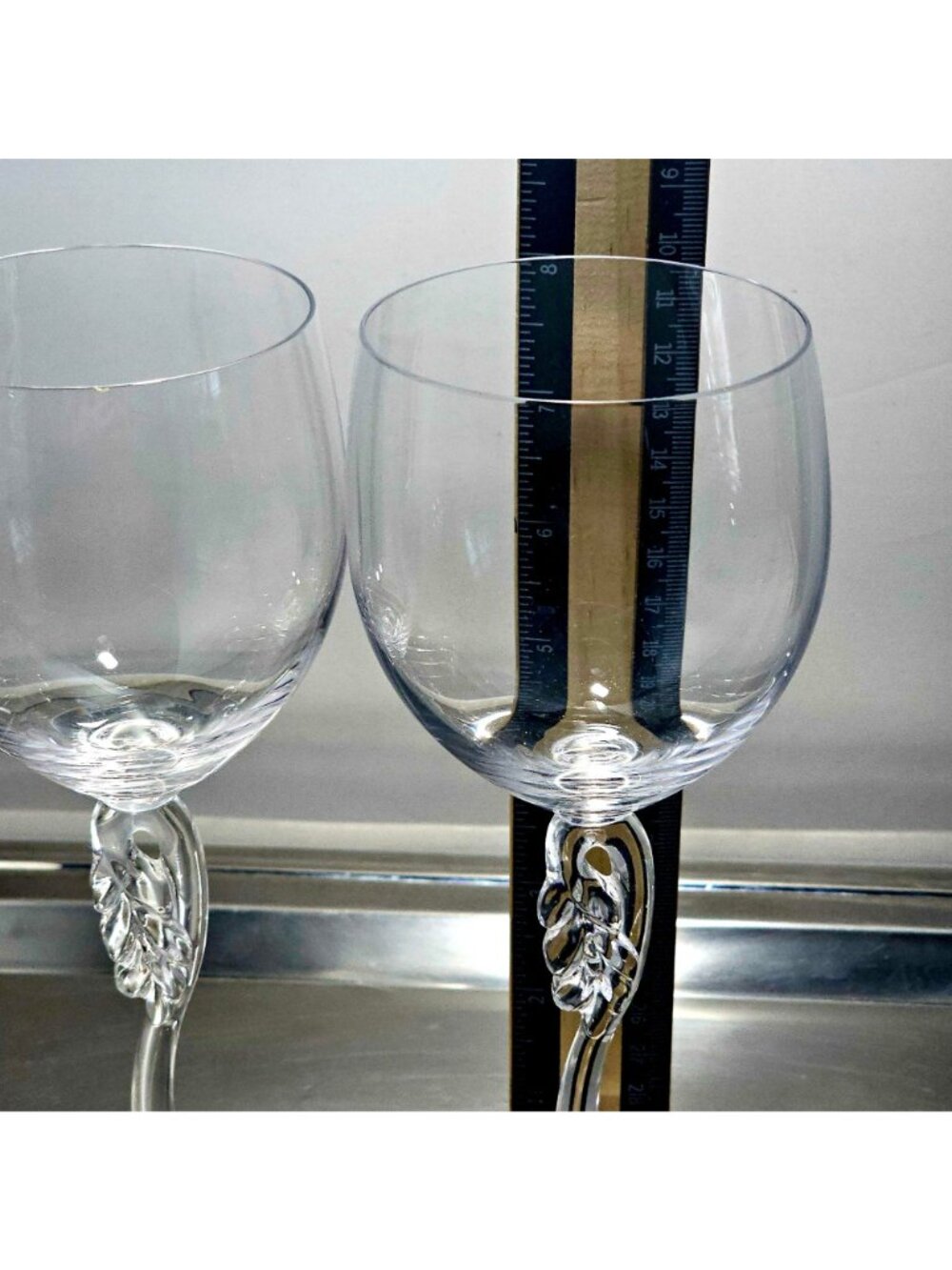2 Mikasa Leaf Song Wine Glasses 9" art nouveau sculpted stem - Picture 5 of 8